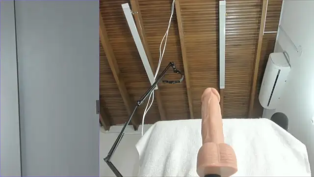 Lucy carter  online show from November 2025 02:53:01 PM