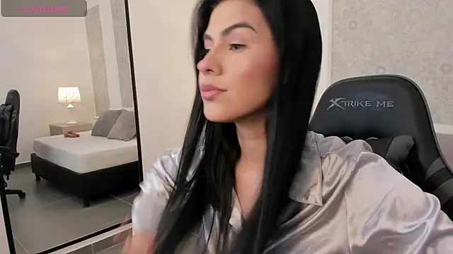 Snapshot of stephanya_ chatting on May 2026 07:43:02 PM stephanya online show from May 2026 07:43:02 PM