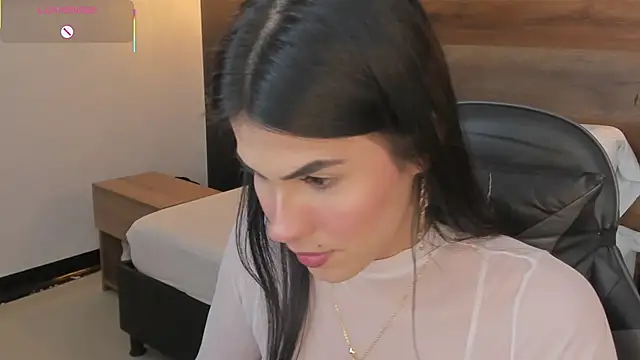 stephanya  online show from February 2026 07:22:01 PM