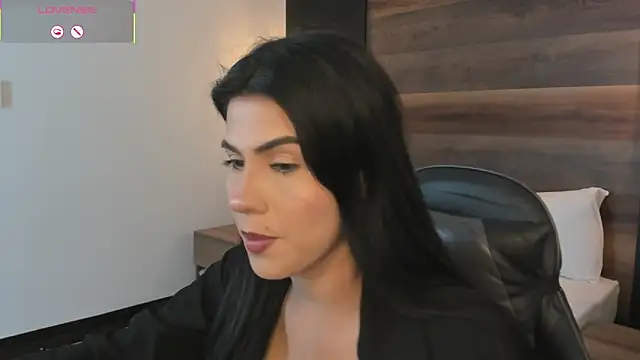 stephanya  online show from March 2026 07:09:01 PM