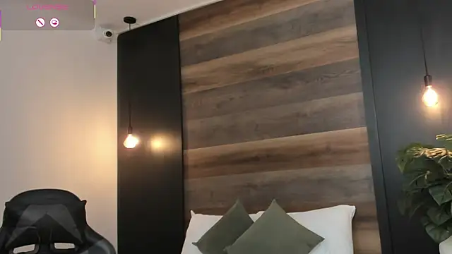 stephanya  online show from March 2026 12:28:02 PM