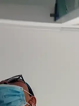 Darly Gomez online show from February 2025 11:47:02 AM