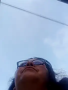 Darly Gomez online show from February 2025 11:04:02 PM