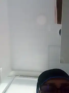 Darly Gomez online show from March 2025 06:32:01 PM