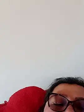 Darly Gomez online show from February 2025 08:41:01 PM