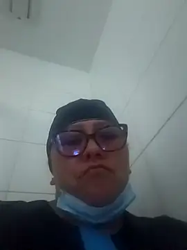 Darly Gomez online show from May 2026 12:26:02 AM