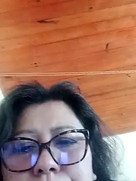 Darly Gomez online show from February 2025 02:28:01 PM