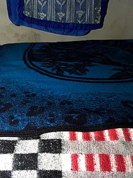 manuamador online show from October 2025 03:41:01 AM