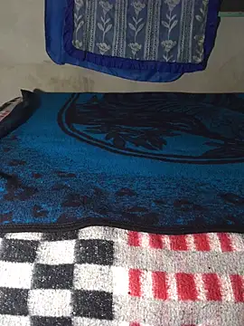 manuamador online show from October 2025 04:02:02 AM