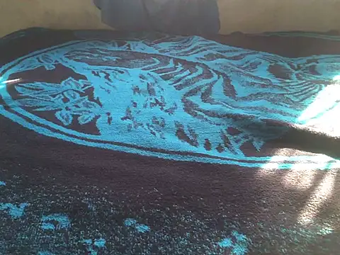 manuamador online show from March 2025 10:53:01 PM