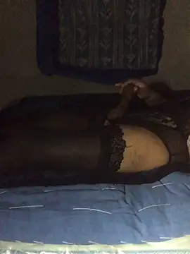 manuamador online show from December 2025 04:23:01 AM