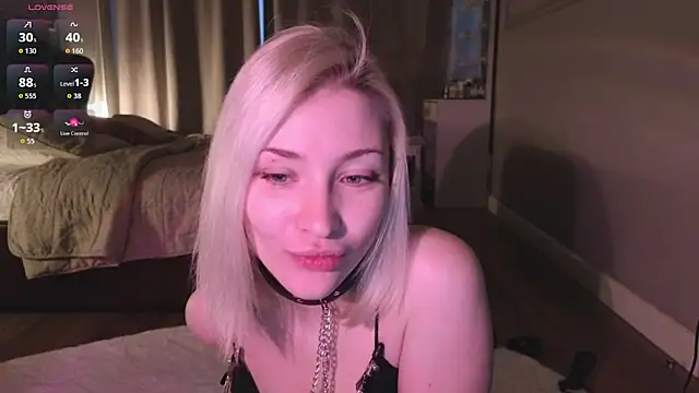 alexa novak online show from October 2025 02:26:01 AM