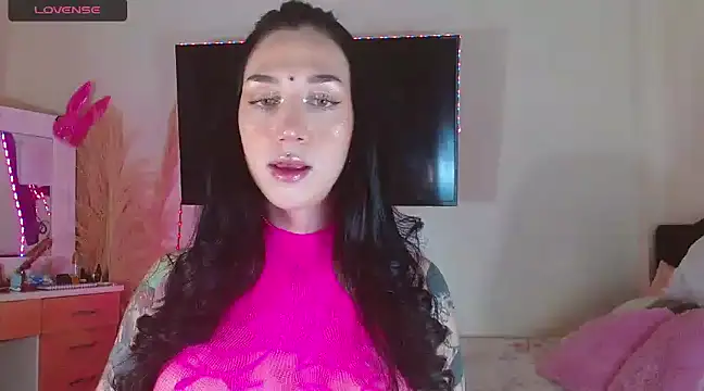 karla zambrano online show from January 2025 12:16:01 AM