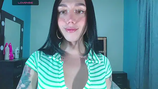 karla zambrano online show from May 2026 07:17:01 PM