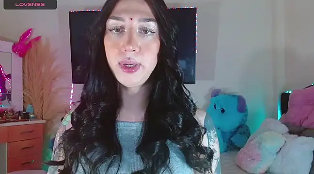 karla zambrano online show from December 2024 11:39:01 PM