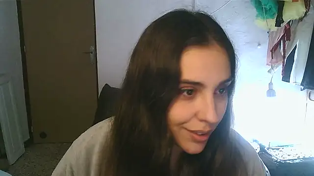 Snapshot of Ursumi1 chatting on December 2024 08:25:02 PM Ursumi1 online show from December 2024 08:25:02 PM