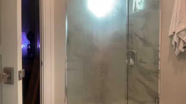 69woodinson online show from December 2025 02:19:02 PM