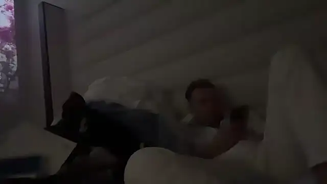 Snapshot of 69woodinson chatting on November 2025 09:43:01 AM 69woodinson online show from November 2025 09:43:01 AM