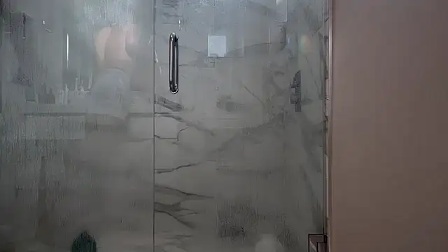 Snapshot of 69woodinson chatting on October 2025 12:40:02 PM 69woodinson online show from October 2025 12:40:02 PM