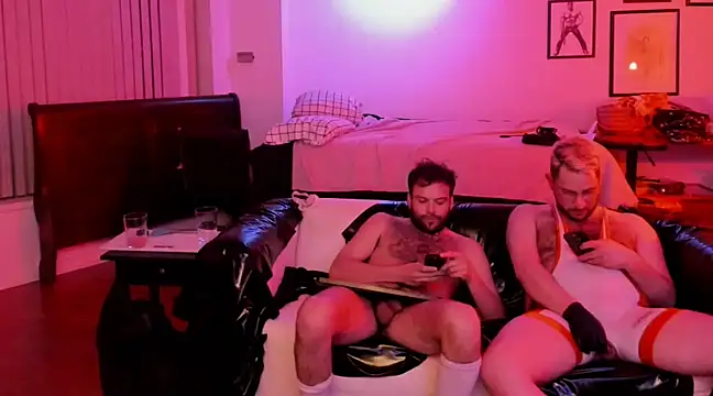 Snapshot of 69woodinson chatting on December 2024 08:05:02 AM 69woodinson online show from December 2024 08:05:02 AM