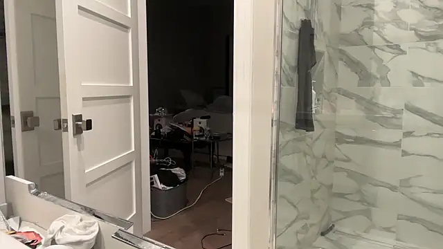 69woodinson online show from April 2026 10:00:01 AM