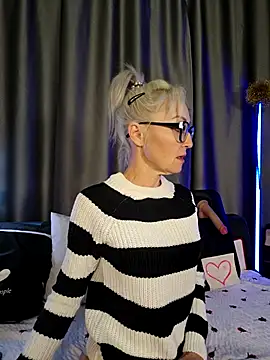 Milforja online show from March 2026 05:25:02 PM