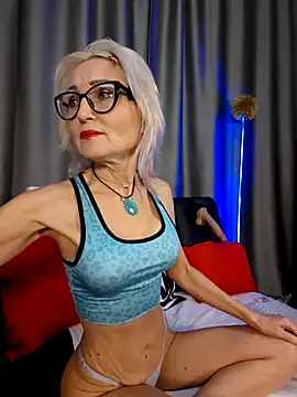 Snapshot of Milforja chatting on November 2025 06:29:02 PM Milforja online show from November 2025 06:29:02 PM