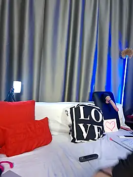 Snapshot of Milforja chatting on December 2025 07:04:01 PM Milforja online show from December 2025 07:04:01 PM