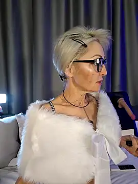 Milforja online show from April 2026 04:58:02 AM