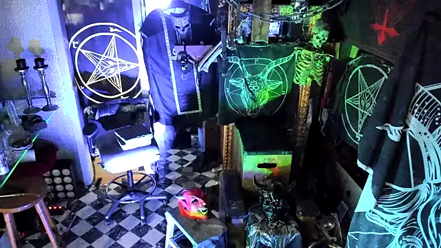 BULGEDEMON online show from October 2025 08:33:02 AM