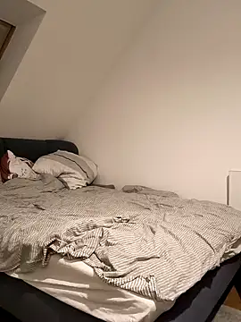 SunbakedMedal71 online show from March 2026 10:26:01 PM