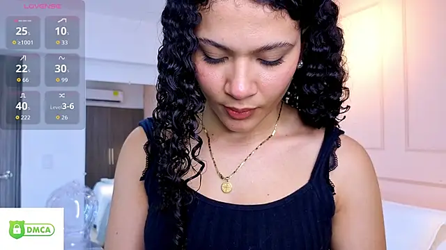 Snapshot of SHARONN____ chatting on October 2025 03:52:01 AM SHARONN online show from October 2025 03:52:01 AM