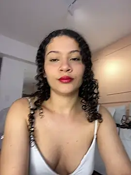 Snapshot of SHARONN____ chatting on December 2025 03:51:01 AM SHARONN online show from December 2025 03:51:01 AM