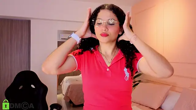 Snapshot of SHARONN____ chatting on November 2025 03:54:02 AM SHARONN online show from November 2025 03:54:02 AM