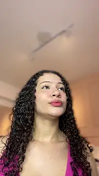 Snapshot of SHARONN____ chatting on March 2026 04:25:01 AM SHARONN online show from March 2026 04:25:01 AM