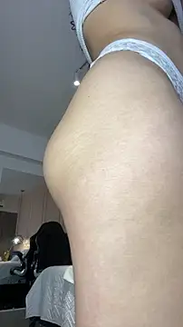 SHARONN     online show from February 2026 04:11:02 AM