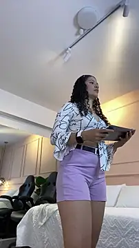 SHARONN     online show from June 2026 03:49:02 AM