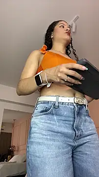 Snapshot of SHARONN____ chatting on March 2026 03:57:01 AM SHARONN online show from March 2026 03:57:01 AM