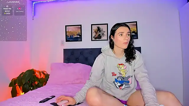 elafranco  online show from October 2025 05:34:02 PM