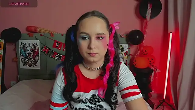 BeatriceReeves online show from November 2025 01:21:02 AM