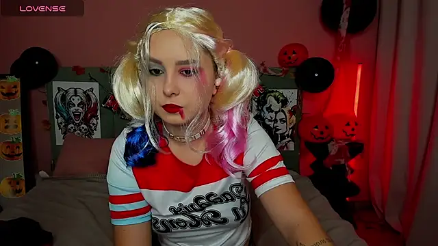 BeatriceReeves online show from October 2025 01:15:01 AM