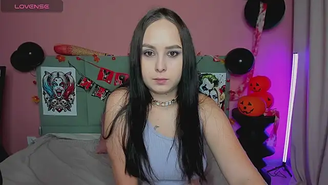 BeatriceReeves online show from October 2025 01:02:02 AM