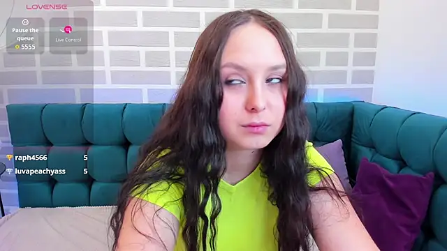 BeatriceReeves online show from May 2026 01:11:02 AM