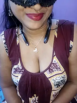 Snapshot of Sexy_Mona_Bhabhi chatting on October 2025 06:38:01 PM Sexy Mona Bhabhi online show from October 2025 06:38:01 PM