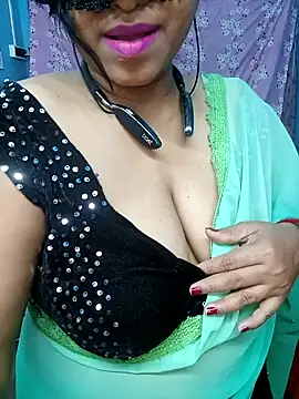 Snapshot of Sexy_Mona_Bhabhi chatting on January 2025 06:37:02 PM Sexy Mona Bhabhi online show from January 2025 06:37:02 PM