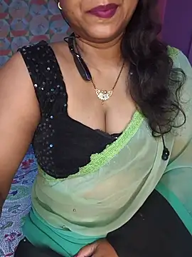 Snapshot of Sexy_Mona_Bhabhi chatting on May 2026 06:28:02 PM Sexy Mona Bhabhi online show from May 2026 06:28:02 PM