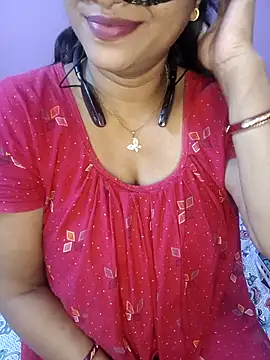 Snapshot of Sexy_Mona_Bhabhi chatting on October 2025 06:21:01 PM Sexy Mona Bhabhi online show from October 2025 06:21:01 PM