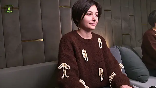 Ishtar Divine online show from February 2026 11:21:02 AM