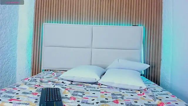 aggy castel online show from January 2026 02:12:01 PM