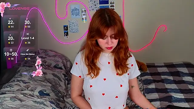 Penny Staaar online show from February 2025 08:19:01 PM